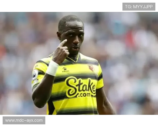 穆萨传球视野出众 成中场新发动机